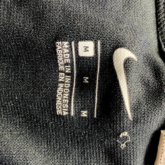 MEDIUM NIKE ECLIPSE BLACK SHORTS - Picture 4 of 4